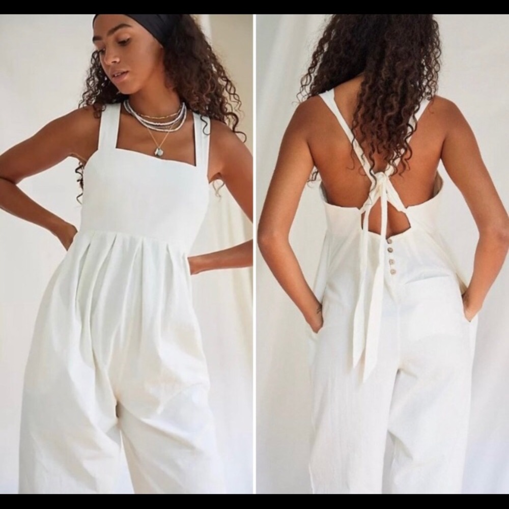 NWT FREE PEOPLE JUMPSUIT Josephine Romper in light blue.